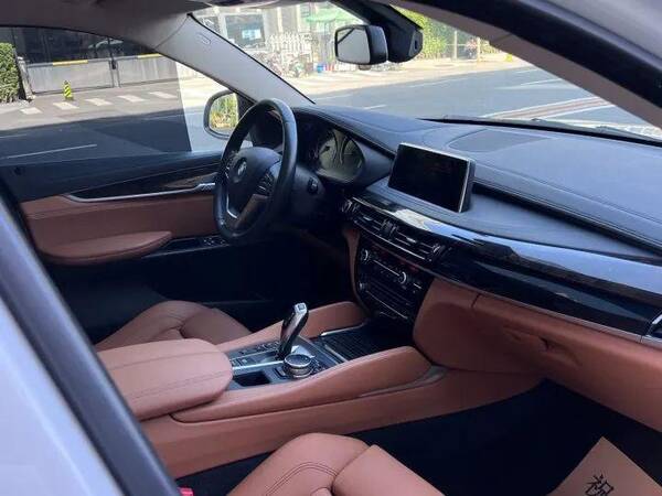 一千万的SUV，曾经的百万SUV如今三折圆梦，它不香吗？