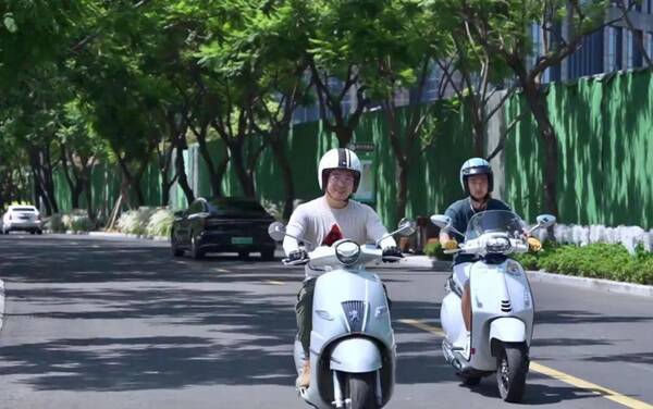 标致姜戈踏板摩托车，标致姜戈vespa