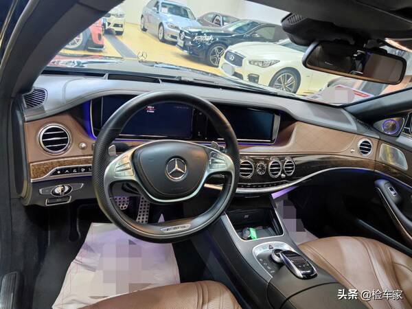 奔驰amg一百多万，开了八年21万公里的奔驰S级还要115万？这可是下地400万的AMGS65