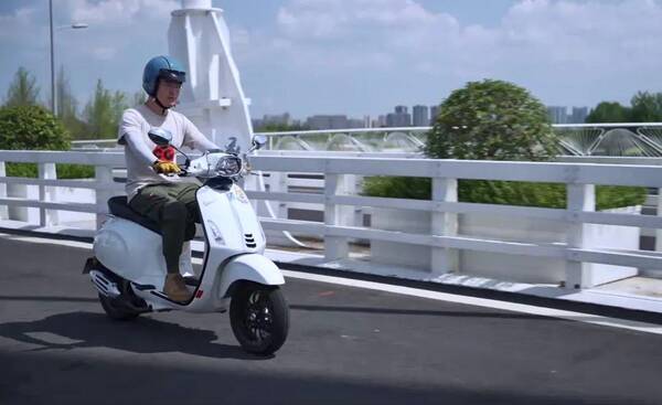 标致姜戈踏板摩托车，标致姜戈vespa