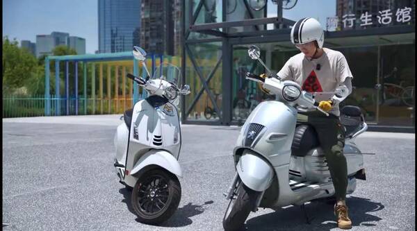 标致姜戈踏板摩托车，标致姜戈vespa