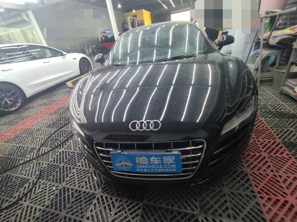 50多万买r8，落地250万的奥迪R8不被爱惜，45万低价出没人要！买主：这破烂*