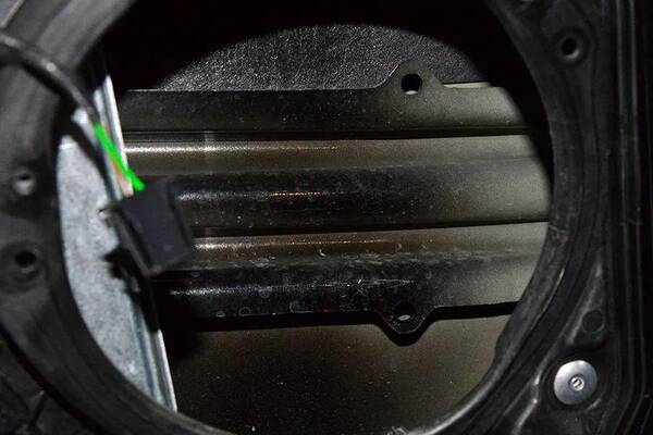 v级奔驰价格是多少，奔驰V：这个价格这个品牌，就问还能选谁？