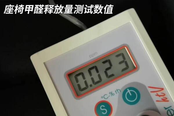 v级奔驰价格是多少，奔驰V：这个价格这个品牌，就问还能选谁？