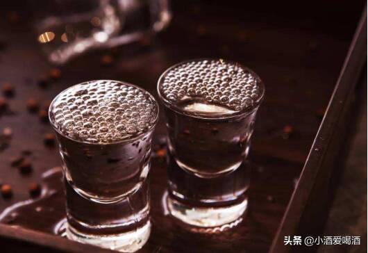 比五粮液档次高的酒，这5款白酒堪称性价比之王，名气不输茅五剑，是口粮酒不二之选
