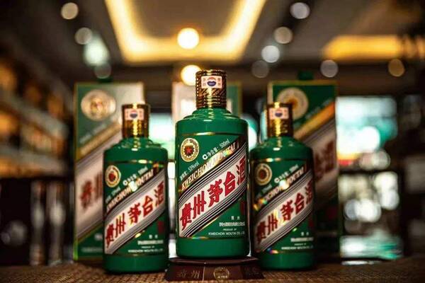 茅台酒的成本，贵州茅台酒与飞天茅台酒的价格区别