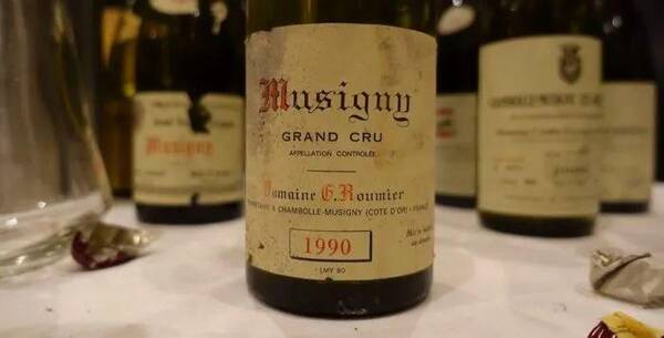 2022年的拉菲红酒多少钱，全球最贵的葡萄酒多少钱