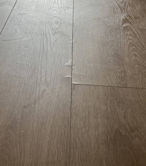 木地板选什么材质的好？九圣地板的缺点