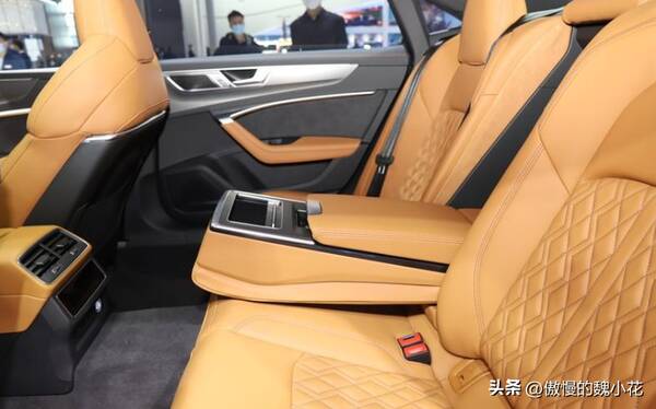 上汽奥迪a7l价格，奥迪a7降价日报价