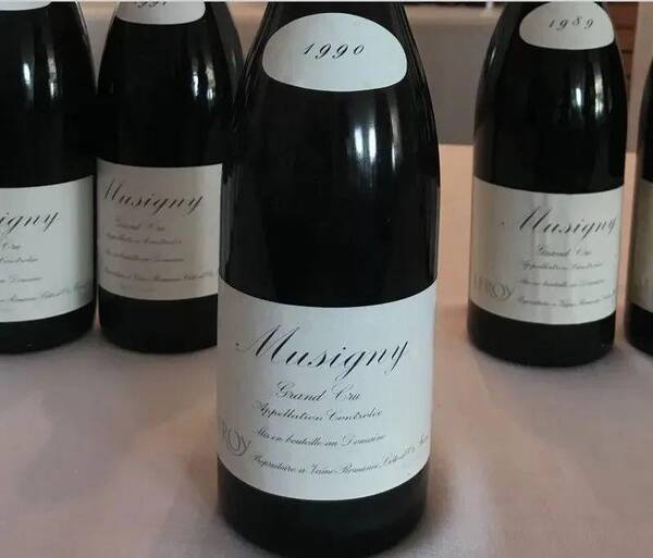 2022年的拉菲红酒多少钱，全球最贵的葡萄酒多少钱