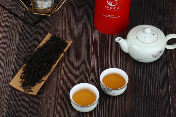杭州老字号茶叶，浙江一老茶客收藏的茶叶曝光，竟然没有一款大牌茶，令人意外