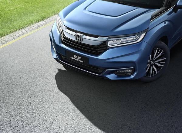 比冠道高一级的车，30万开出了百万级驾乘享受，冠道不只是大五座，底盘调校亮眼