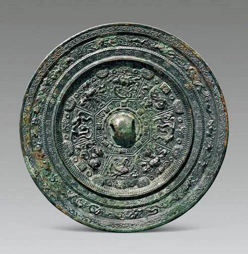 古代青铜镜值钱吗？中国最顶级的古代青铜镜，最贵的号称一个亿一面