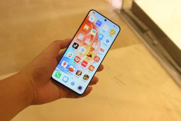 2022年性价比高的华为手机，性价比高的12+256G的手机