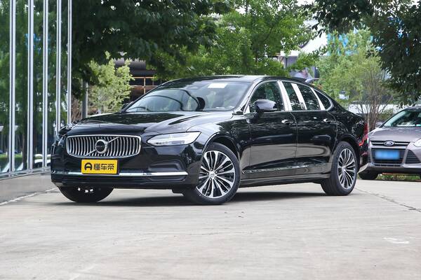 沃尔沃S902022款，沃尔沃s90报价18万