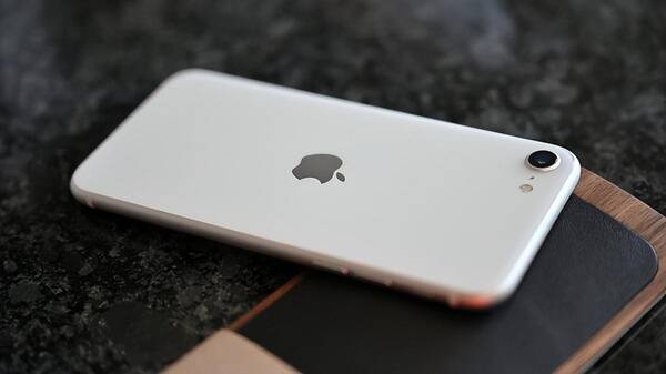 iphone一年贬值多少，iPhone贬值