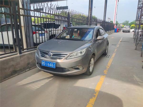汽车油路清洗，汽车保养清洗油路