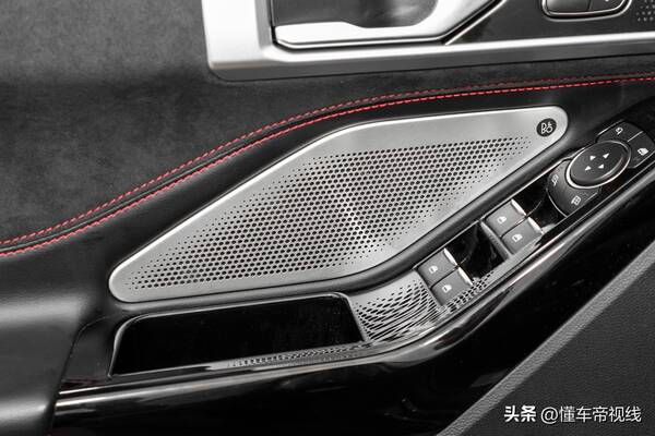 新探险者和途昂是一个级别的车吗？新车|售30.98-37.98万元，性能比大众途昂更出色？全新探险者上市