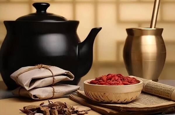 中成药治病的效果好吗？15个中成药，虽然价廉，但治疗疾病的疗效可不赖，很值得收藏