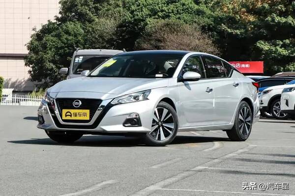 天籁2.0，日产天籁2.0L