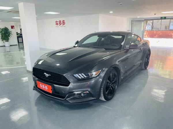 福特mustang二手值得买吗？二十多万，买二手福特Mustang，颜值犀利，性价比超群