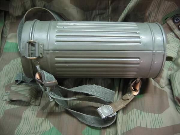 德军现役防毒面具，m38式防毒面具