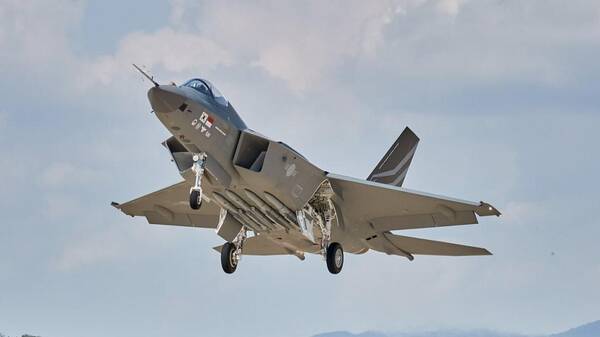 对韩出口，F-35重要竞争对手？俄罗斯第五代隐形战机将亮相
