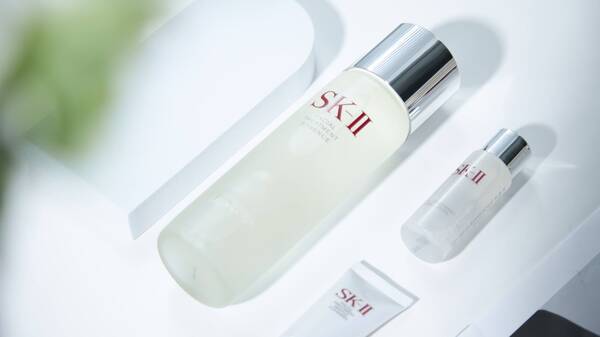 sk2护肤精华露是不是就是神仙水，经久不衰的天菜护肤品SK2护肤精华露（神仙水），是否真有奇效？