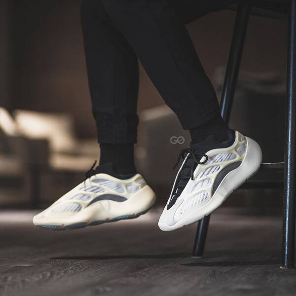 近期yeezy发售,YeezyDay发售清单曝光!等了半年的那双鞋总算来了 近期yeezy发售,YeezyDay发售清单曝光!等了半年的那双鞋总算来了