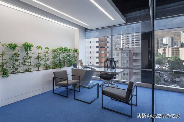 200平米简约办公室装修，办公室装修拆墙多少钱一平方米