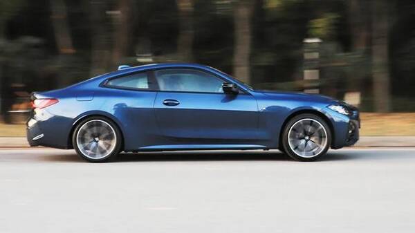 宝马4系试驾车，50万内较好开的BMW！上街超多人关注，全新宝马4系试驾