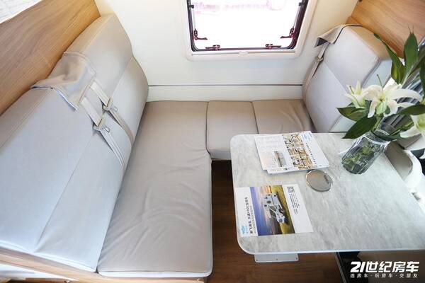 大通C型房车，大通房车v90c型房车多少钱