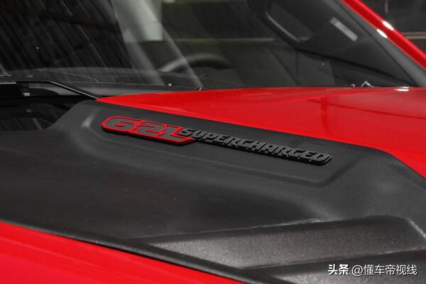 克莱斯勒300cv85.7l，新车|6.4升V8动力回归？克莱斯勒300C特别版预告图曝光，即将发布