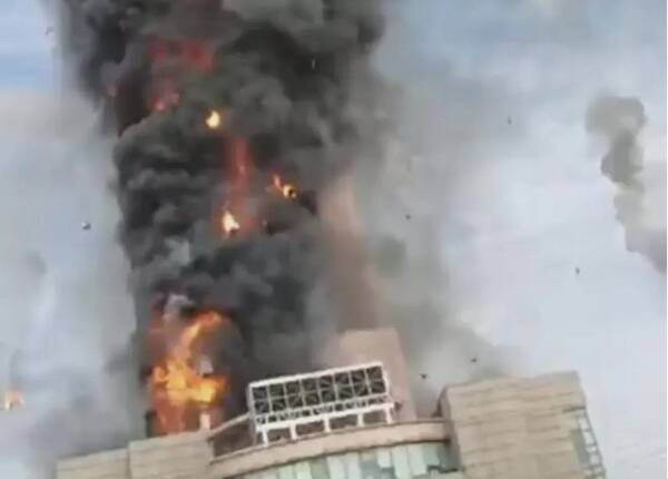 长沙某小区起火，长沙最近失火事件