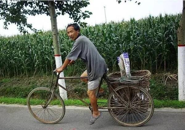炎山自行车图片与价格，骑行新手该买哪个价格的山地车好？