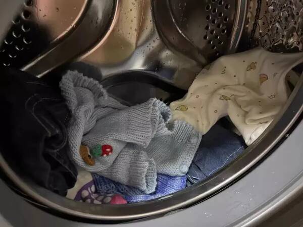 为什么要洗洗衣机？10件衣服都洗不了，这个洗衣机凭啥那么火？