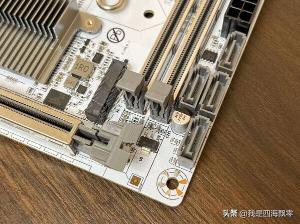 铭瑄h61主板怎么样？比铭瑄还便宜的精粤H610i，一千六装了台12代酷睿I3台式机分享