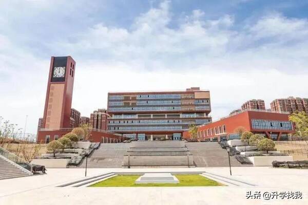 重庆市聚奎中学校，重庆靠前梯队的中学