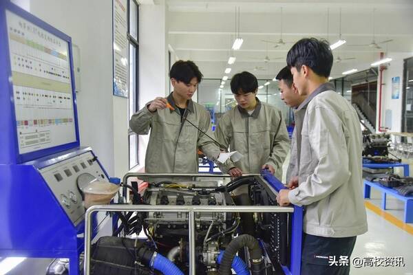 这所大学实力强,环境好,你想就读的热门专业都在这儿吗？这所大学实力强、环境好，你想就读的热门专业都在这儿