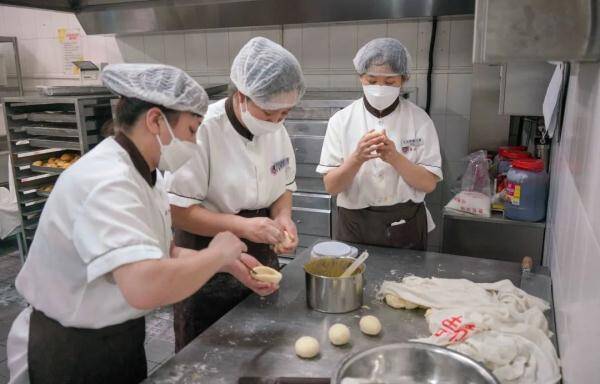 我卖了两年鸡蛋灌饼，北京鸡蛋灌饼哪里可以学？