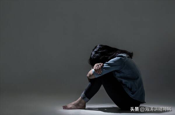 抑郁症是什么样子的症状？抑郁症是什么样子的？若得了抑郁症,我们该怎么治疗呢？