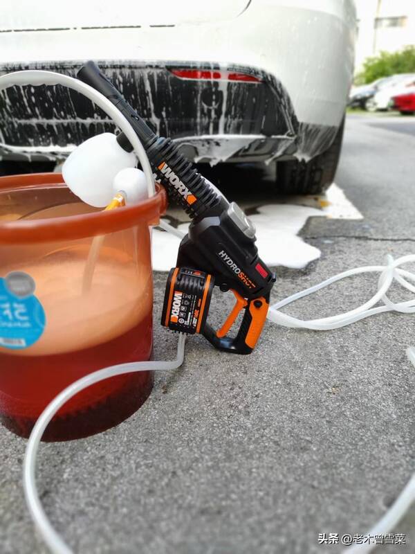 自己洗车，自己洗车省钱吗？