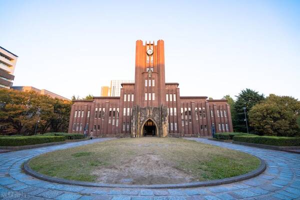 郑强演讲日本较好大学，郑强在日本哪所大学留学？