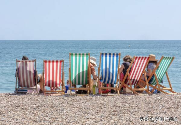 46度！法国刷新6月最高温纪录,欧洲人应对热浪奇招频出，英国史上最热6月天来了？本周五今夏首上30度，请大家裸奔度日
