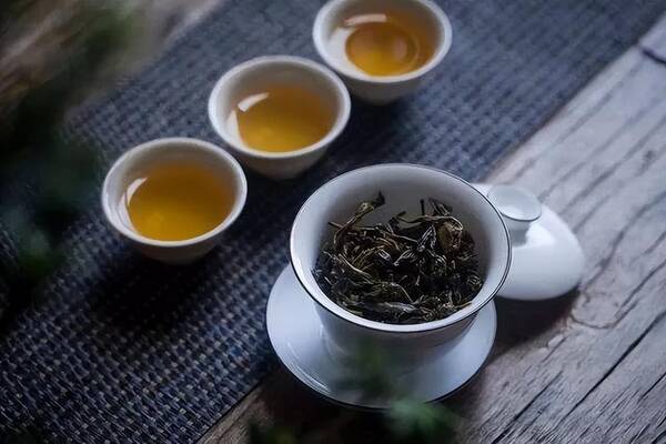 盖碗茶，茶具的盖碗是干什么的？