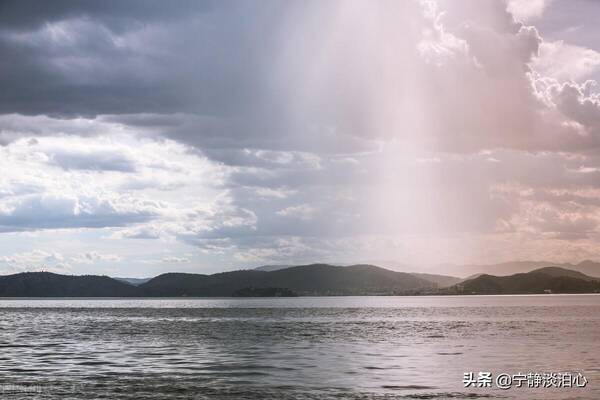 曾许诺听雨书望天湖，听雨书望天湖什么意思？